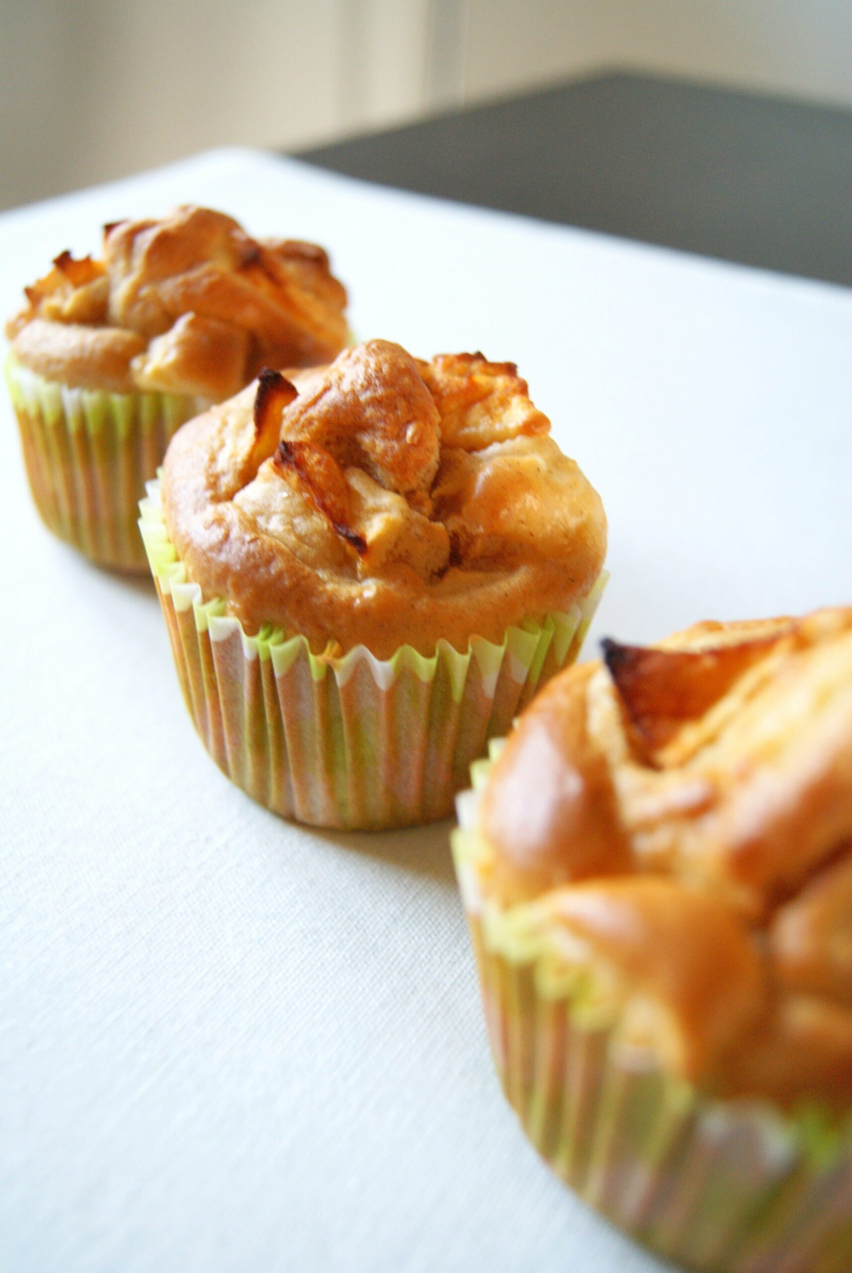 Apple Cinnamon Muffins With Maple Syrup Lilie Bakery
