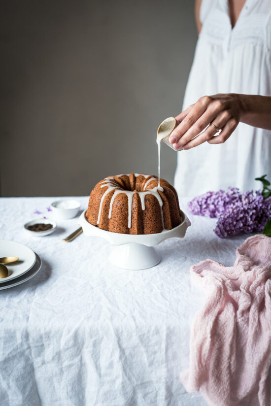 Bundt cake au thé earl grey & glaçage citron