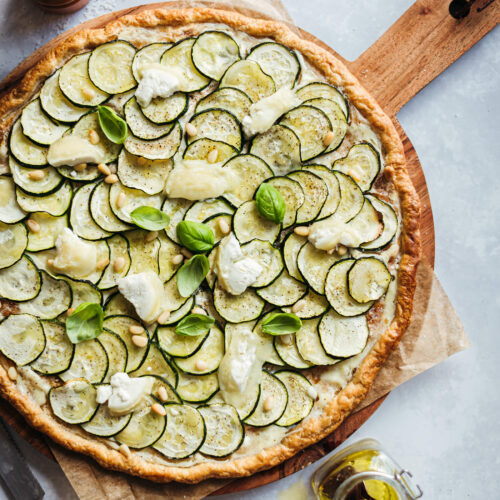 Tarte fine courgettes chèvre basilic - Lilie Bakery
