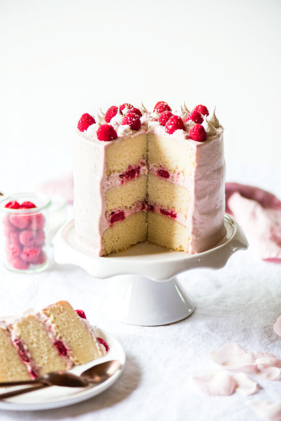 Layer Cake Framboise Noix de Coco