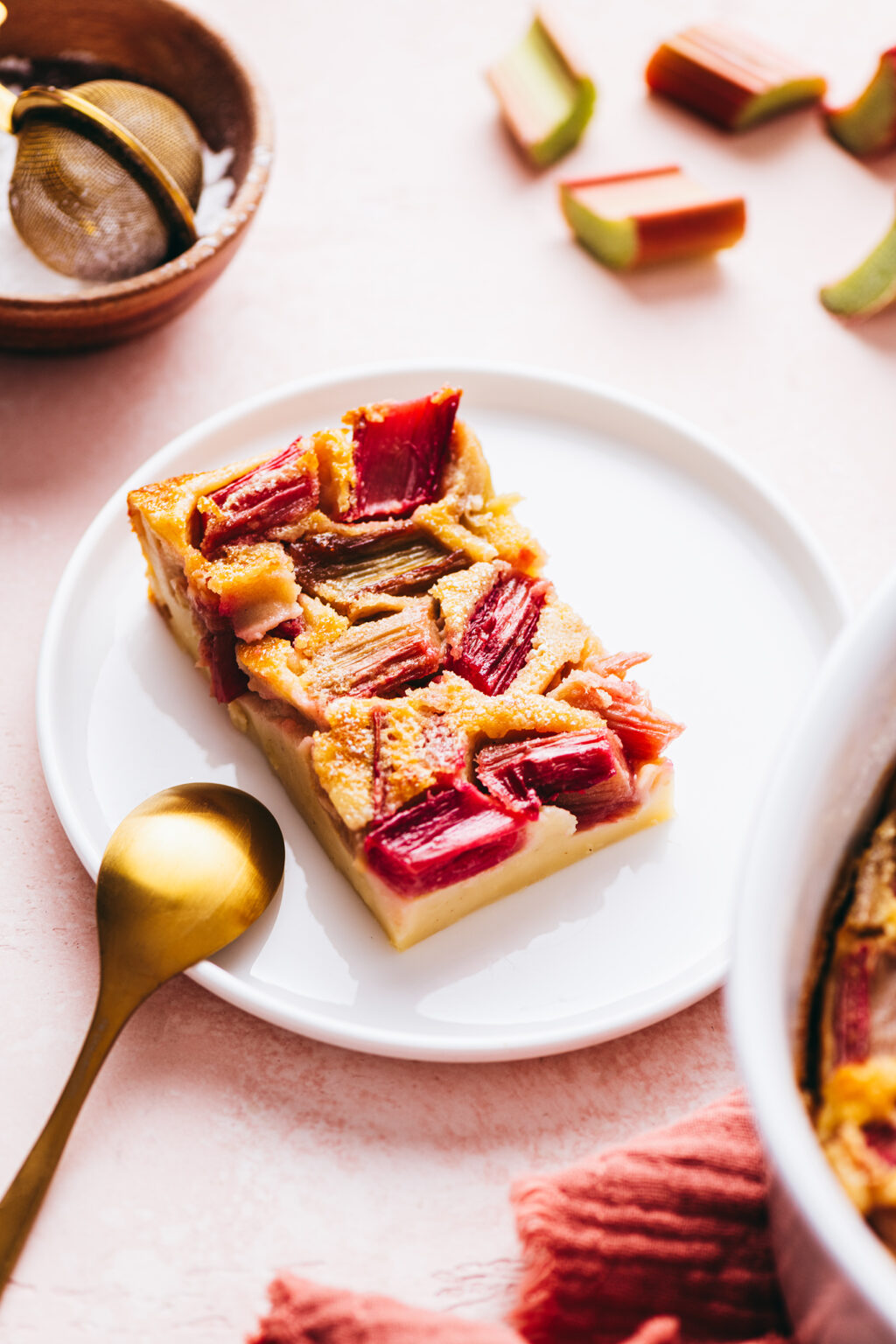 Part clafoutis rhubarbe - Lilie Bakery