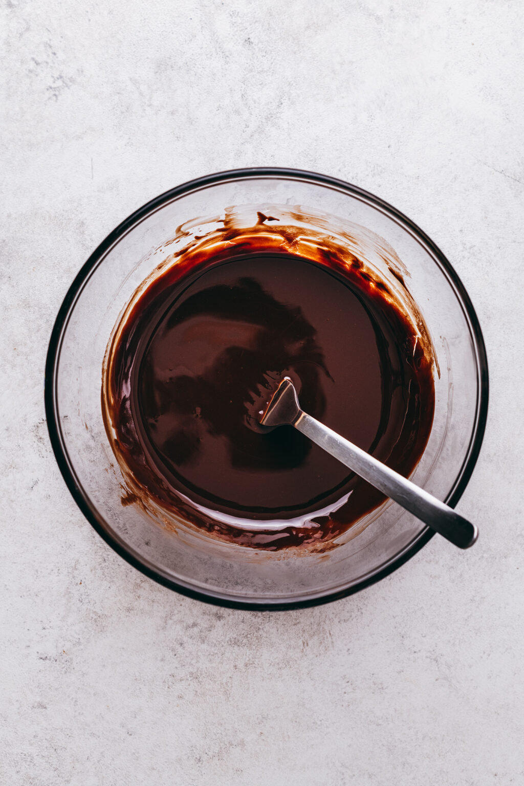 Chocolat et beurre fondus - Lilie Bakery