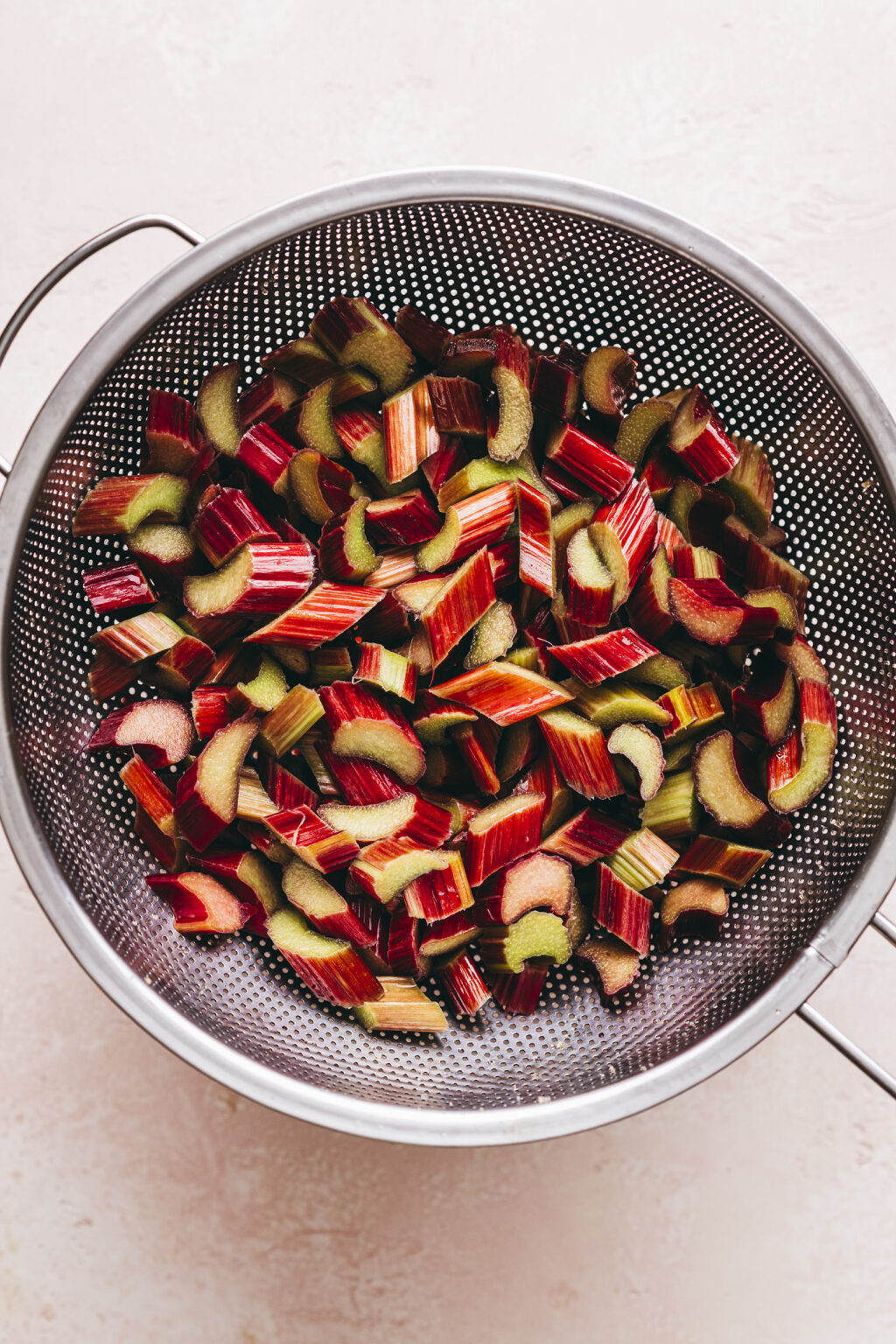 Faire macérer la rhubarbe - Lilie Bakery