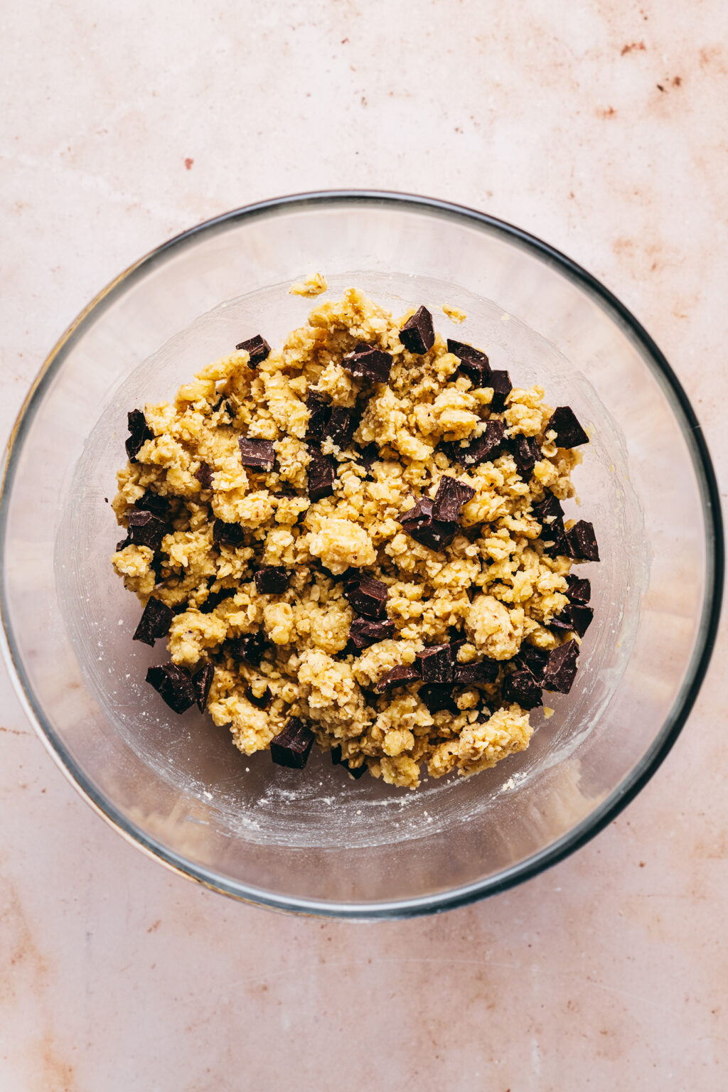 Ajout chocolat pâte crumble - Lilie Bakery